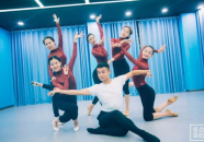 舞蹈教练班,揭秘舞蹈教练班的魅力之旅